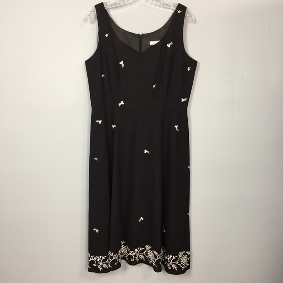 DRESSBARN Sleeveless Embroidered Linen Ble… - Picture 1 of 16